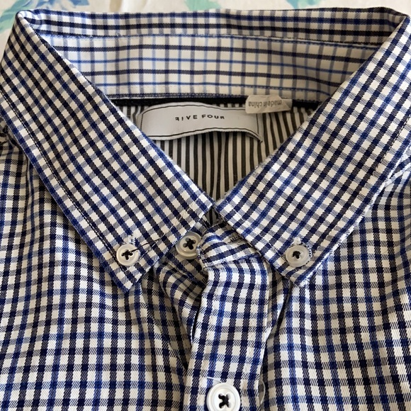 Men’s button down - Picture 2 of 4